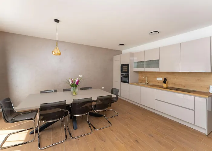 度假居 Casa Coral 扎达尔